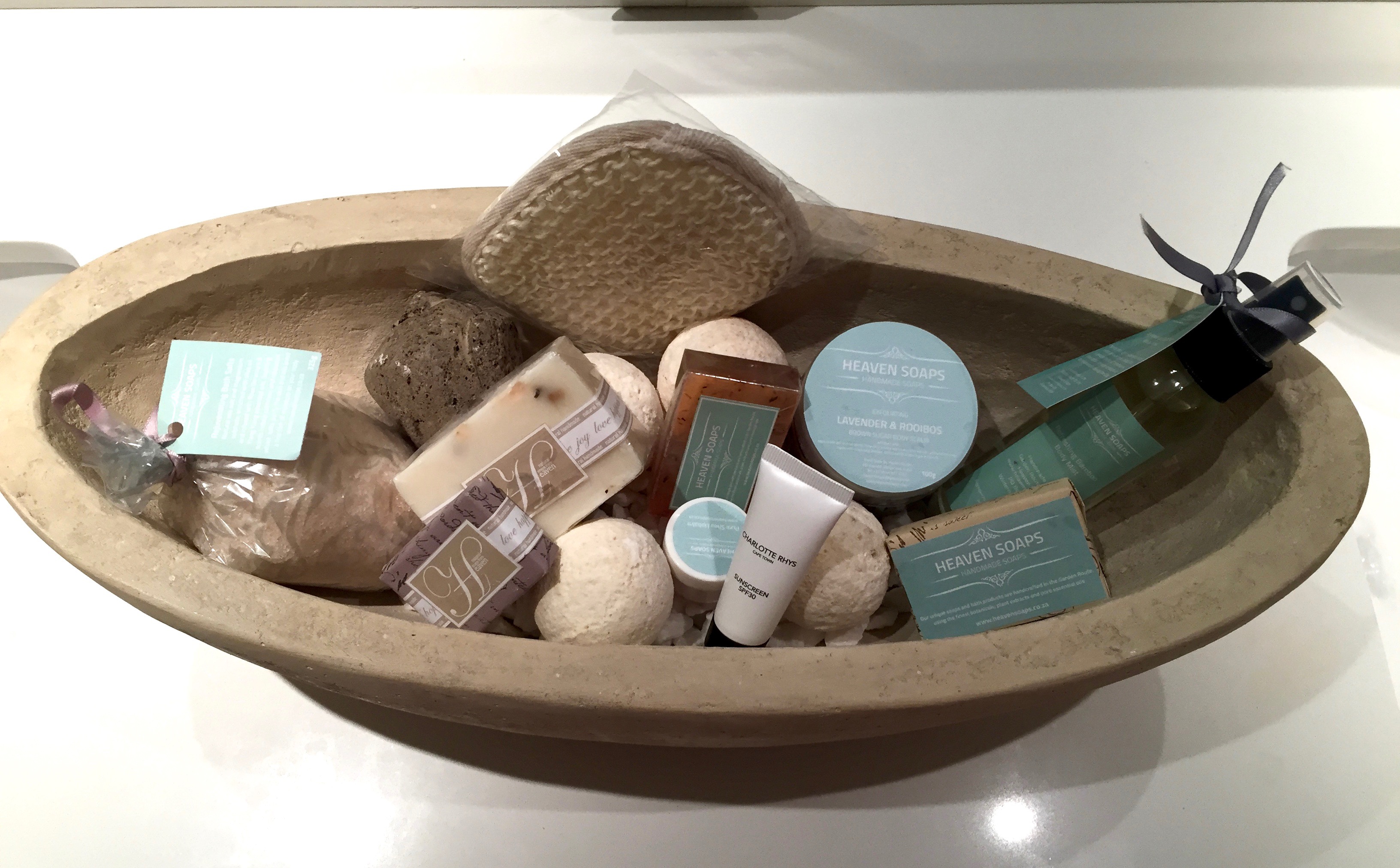 Luxury hotel toiletries or amenities – do they matter? - Luxury Livvy