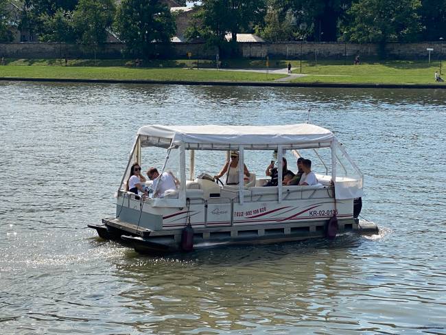 boating on river vistula